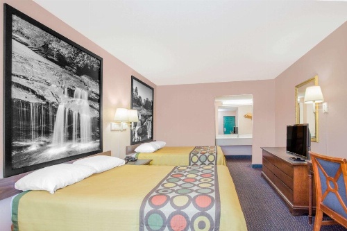 Super 8 by Wyndham Columbia image 15