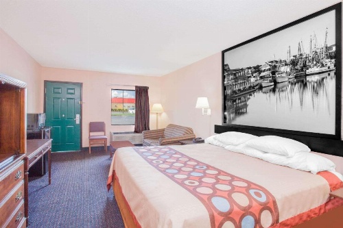 Super 8 by Wyndham Columbia image 21