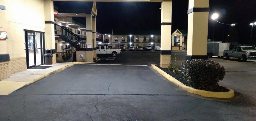 Super 8 by Wyndham Columbia Image 25