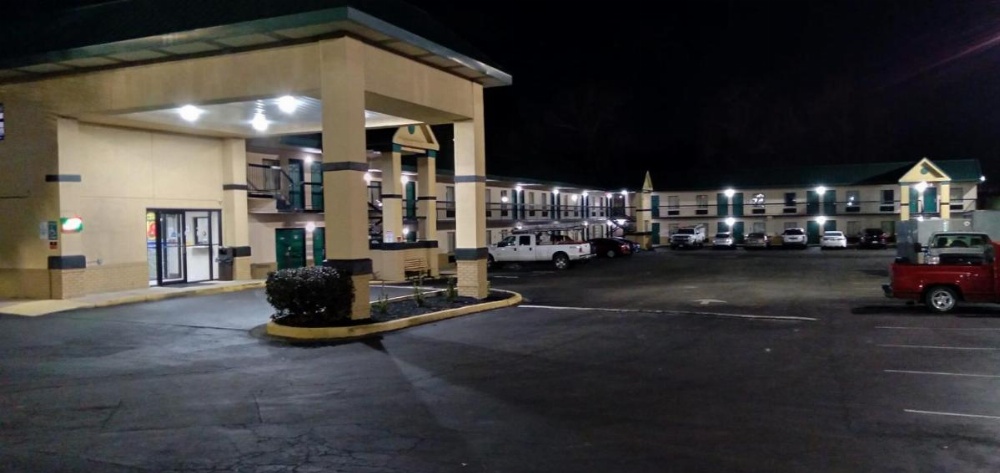 Super 8 by Wyndham Columbia Image 27